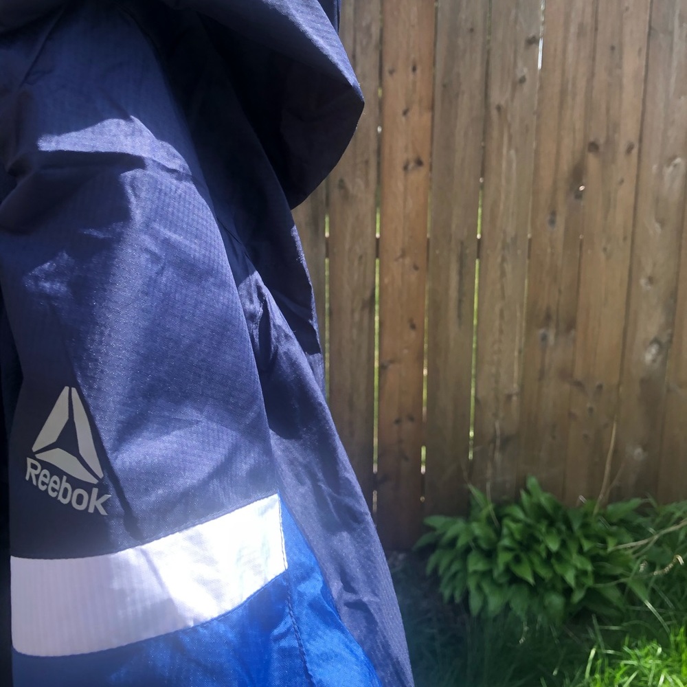 Sold ✅Reebok Rain Jacket ,Windbreakers size:Large - Picture 4 of 13